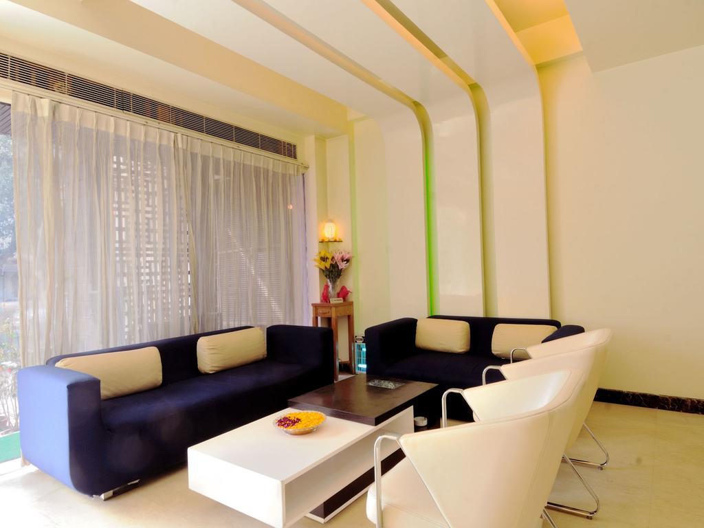 Sisley The Boutique Hotel Yeni Delhi Dış mekan fotoğraf